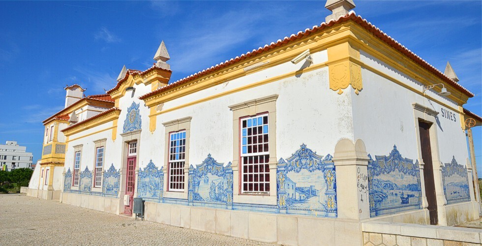 Antiga Esta&ccedil;&atilde;o de Caminhos-de-Ferro