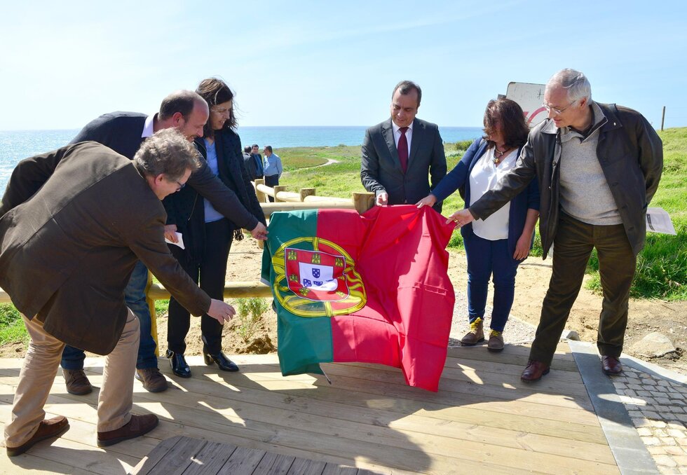 Descerramento da placa de inaugura&ccedil;&atilde;o