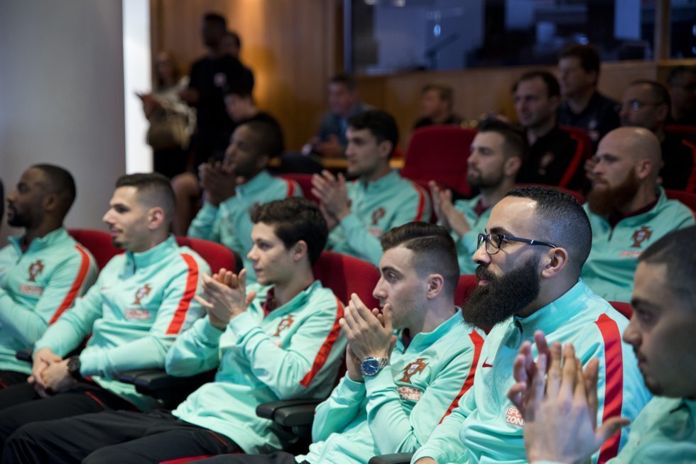 Homenagem do munic&iacute;pio de Sines &agrave; sele&ccedil;&atilde;o de futsal