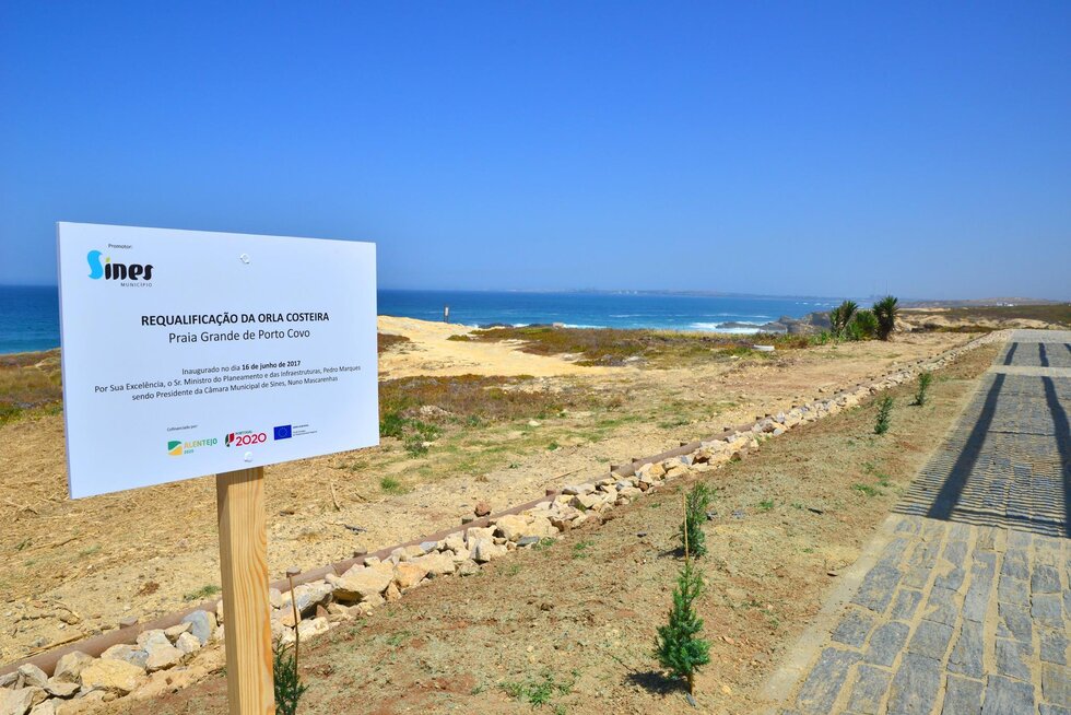 Placa de inaugura&ccedil;&atilde;o