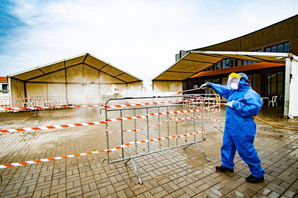 Desinfe&ccedil;&atilde;o do centro de testes
