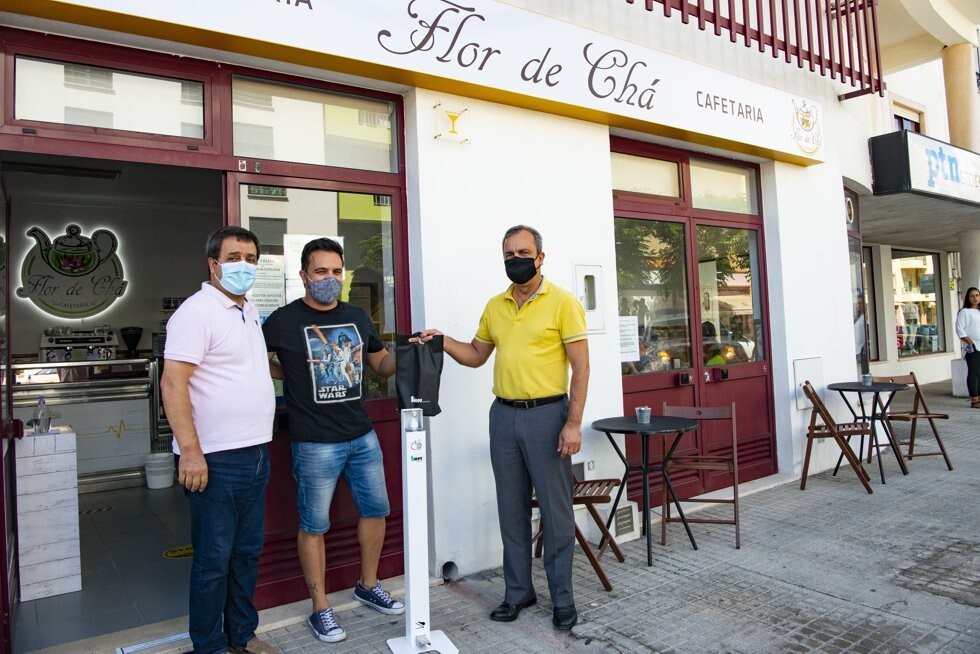 Entrega de material sanitário