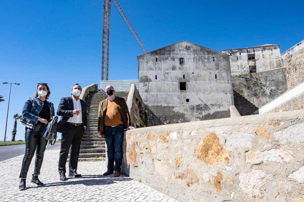 Visita &agrave; obra do Observat&oacute;rio do Mar