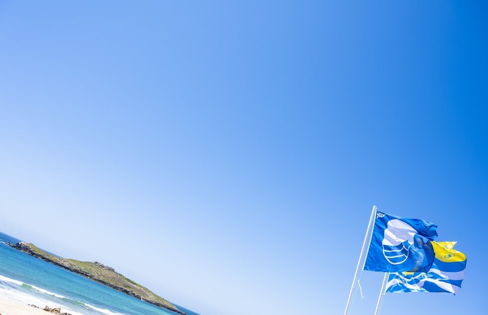 Praia da Ilha do Pessegueiro - Bandeiras Azul e de Ouro