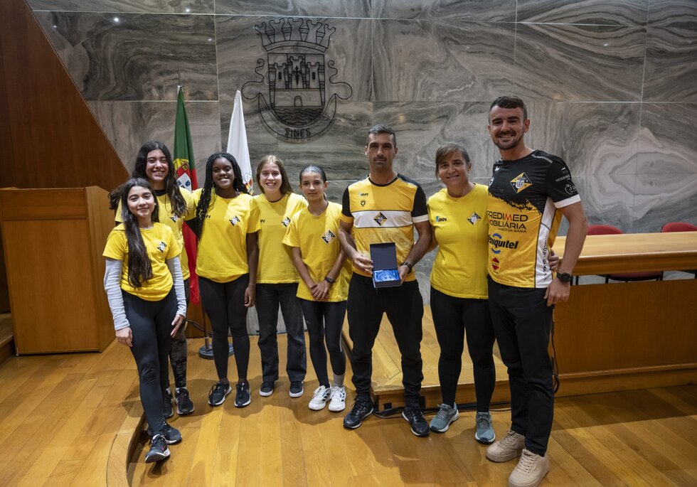 20231121_rece&ccedil;&atilde;o equipas atletismo e triatlo Vasco da Gama_9