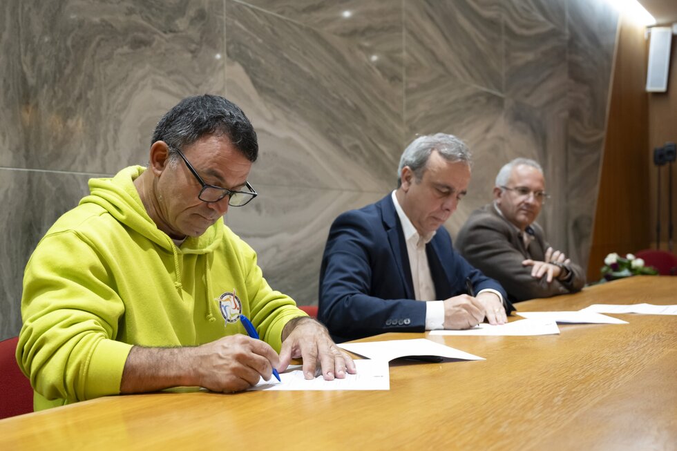 20231204_assinatura protocolos CMS e Academia de Gin&aacute;stica