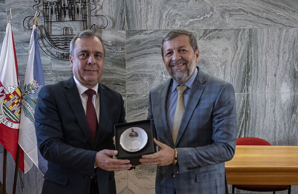 Gemina&ccedil;&atilde;o Sines Fortaleza - troca de lembran&ccedil;as 1