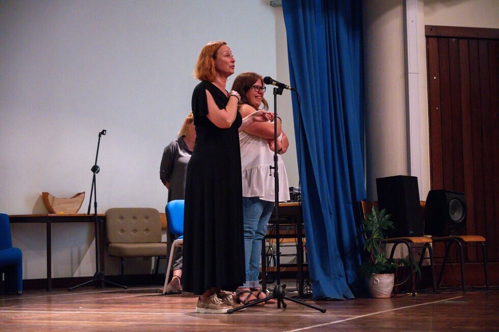 Apresenta&ccedil;&atilde;o do livro de finalistas do quarto ano 4